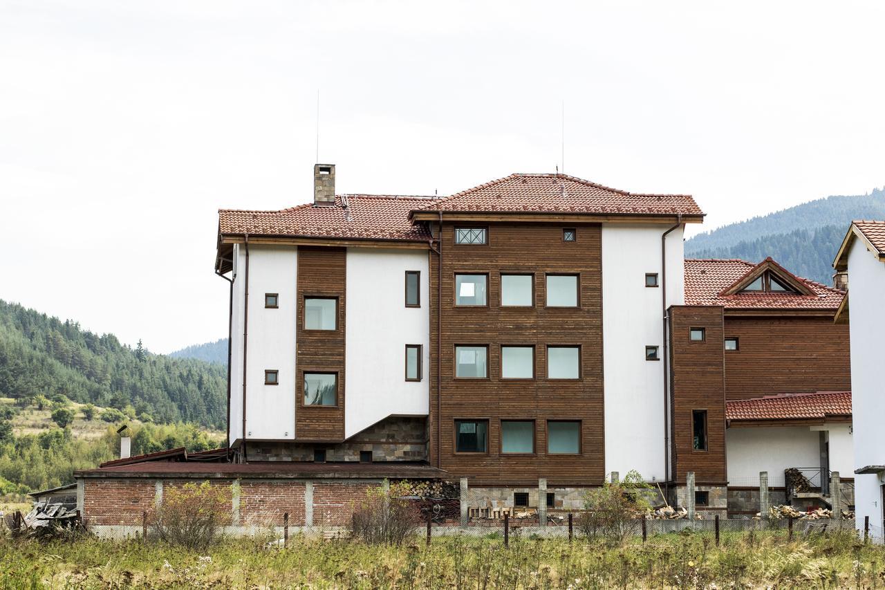 Boutique Hotel The White Pine 사모코프 외부 사진