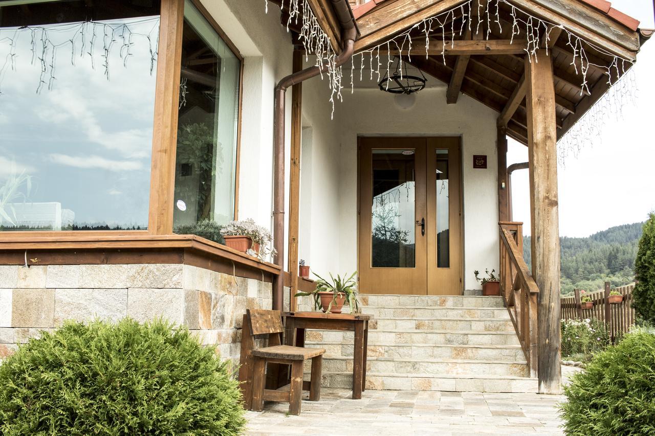 Boutique Hotel The White Pine 사모코프 외부 사진